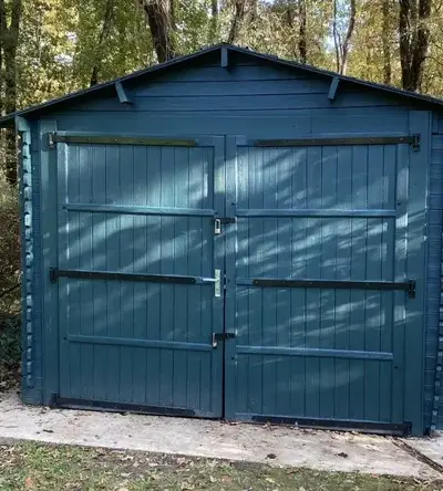 pose de papier peint à Vallières-les-Grandes - image 2