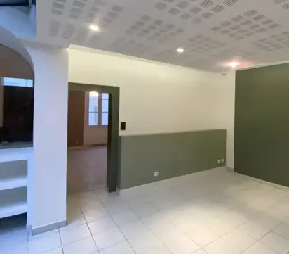 revêtement mural à Vallières-les-Grandes - image 4